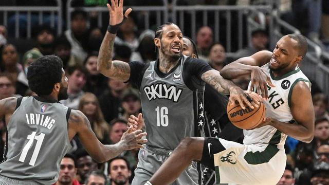 梅西在篮网比赛中重返赛场，比赛局势复杂引发热议！比赛高潮迭起的简单介绍-华体会官网入口